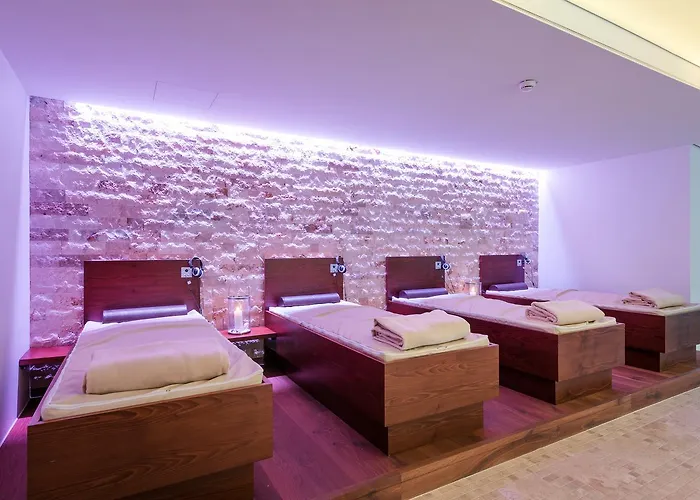 Vitalis Medical Health Otel *