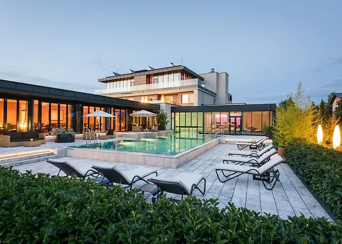 Vitalis Medical Health Otel *